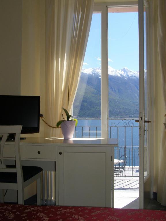 Villa Romantica Hotel Limone sul Garda Zewnętrze zdjęcie