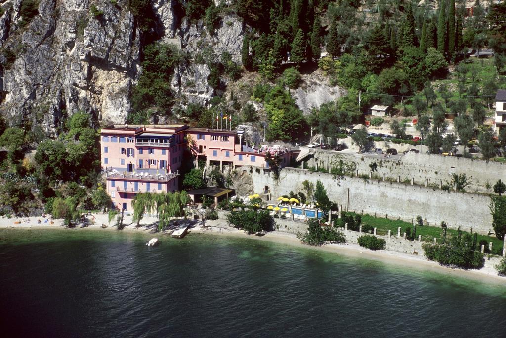 Villa Romantica Hotel Limone sul Garda Zewnętrze zdjęcie